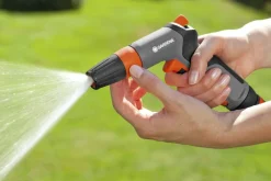 Gardena Classic Reinigungsspritze mit Frostschutztechnologie