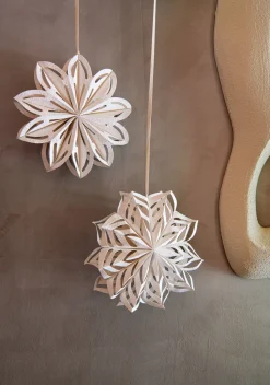 House of Seasons Weihnachtsdeko Blume weiß D 30 H 7 cm