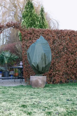 Nature Winterschutz-Haube mit Reißverschluss D 150 cm x H 2 m