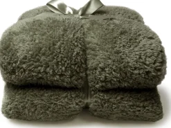 Unique Living Decke Teddy dunkelgrün 150 x 200 cm